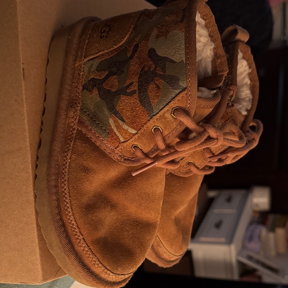 Boys Ugg Brown Camouflage Ankle Lined Boots